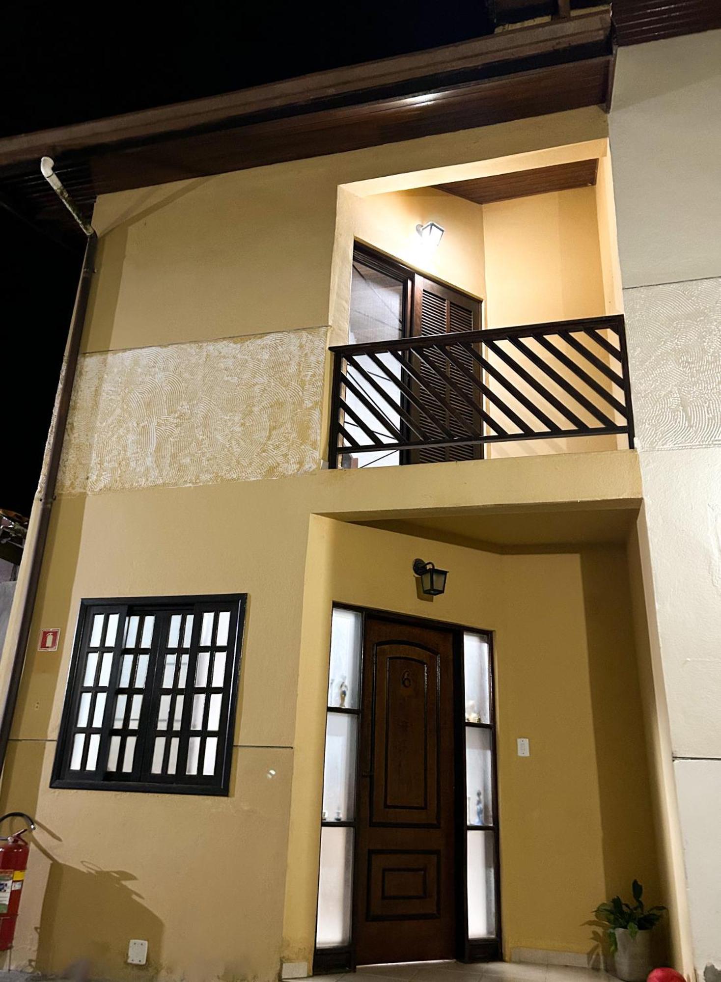 A 500 M Maranduba, Casa 2 Quartos Em Casa de férias *