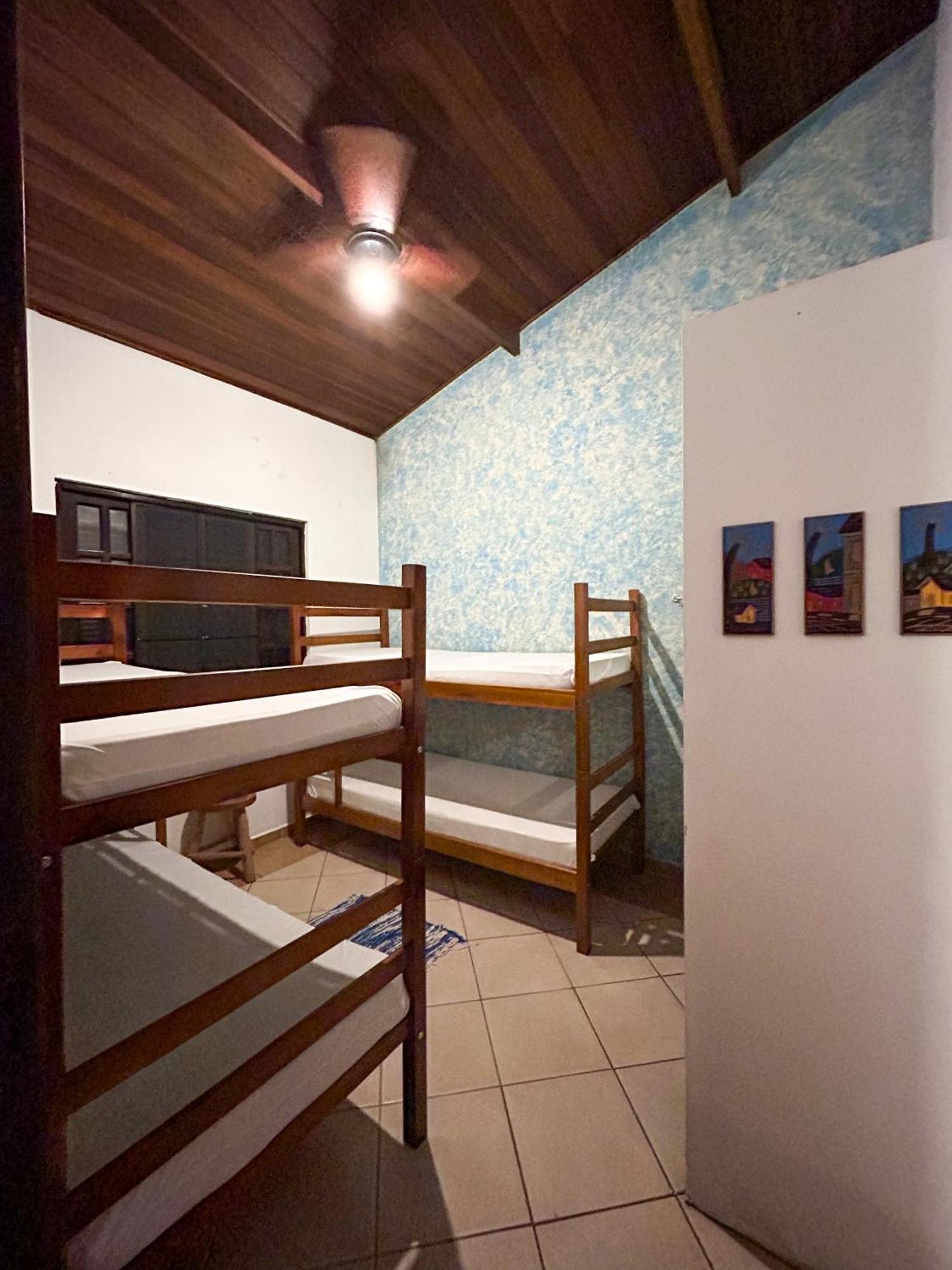 Casa de férias A 500 M Maranduba, Casa 2 Quartos Em Ubatuba