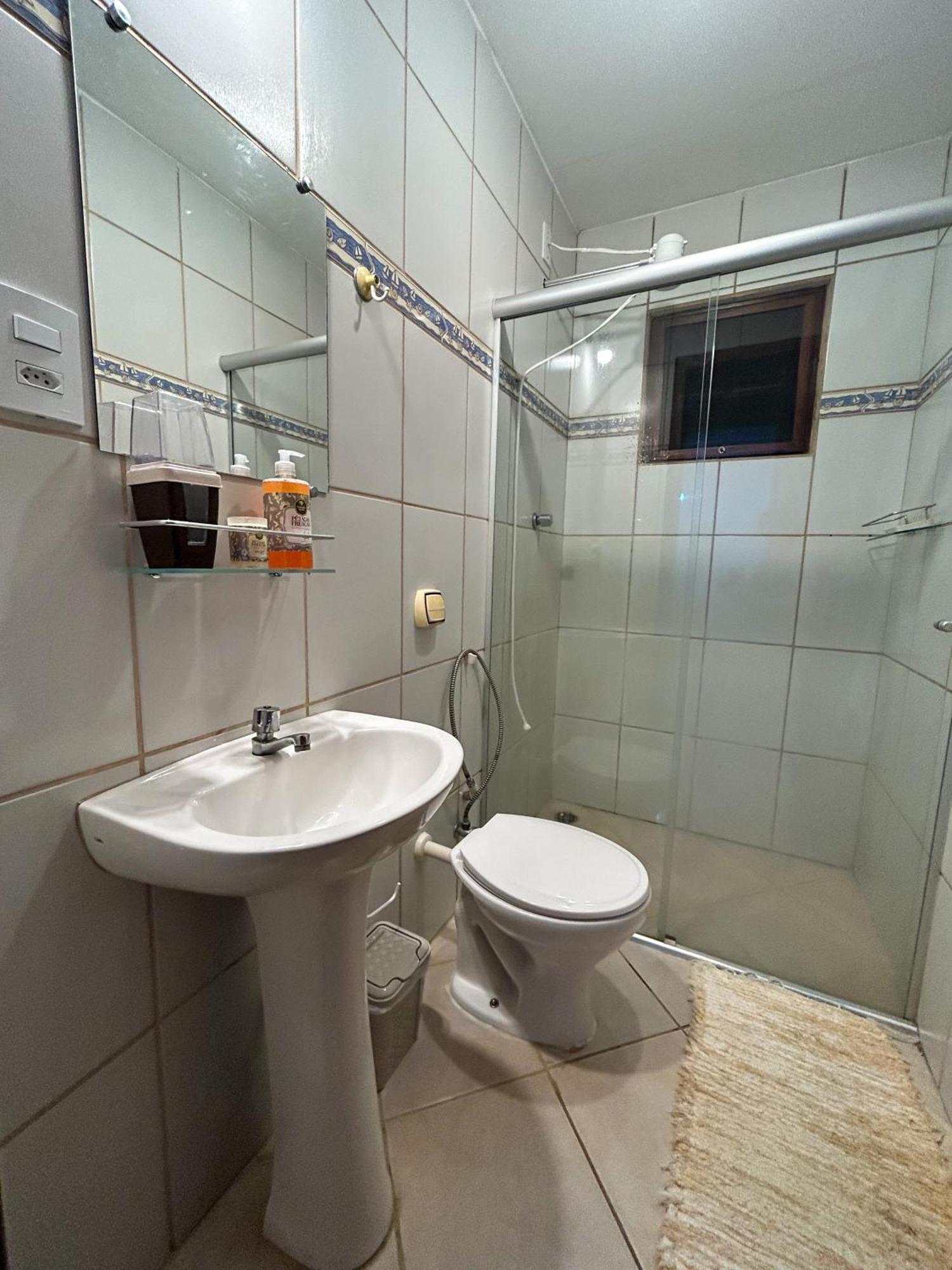 Casa de férias A 500 M Maranduba, Casa 2 Quartos Em *